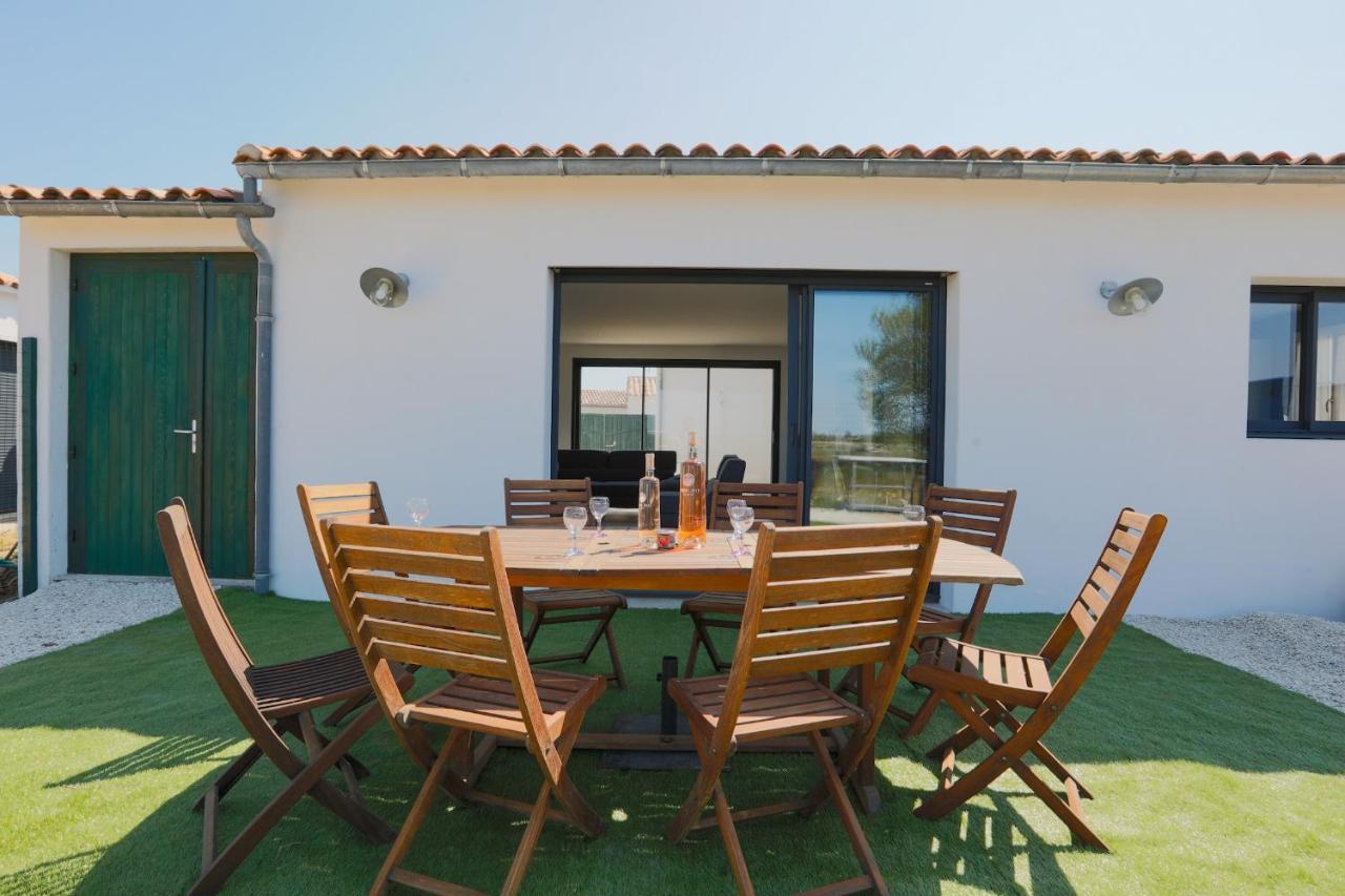 Maison Tout Confort 4 Adultes Et 4 Enfants Le Bois-Plage-en-Re Luaran gambar